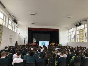 Gaelcholaiste Cheitinn hall